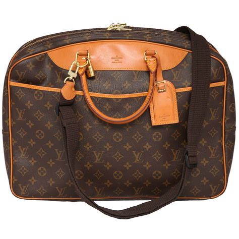 louis vuitton soft sided bag.